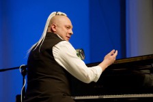 16 49 52 05.03.26 001