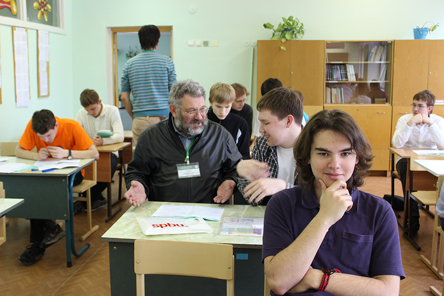 Заключительный этап всероссийской олимпиады школьников по математике в Сарове 2013_348