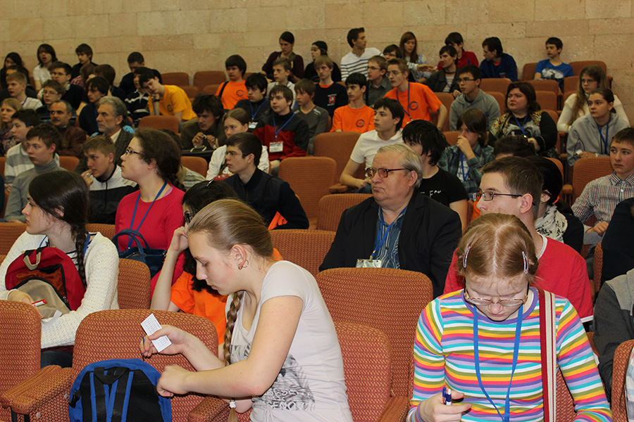 Заключительный этап всероссийской олимпиады школьников по математике в Сарове 2013_372