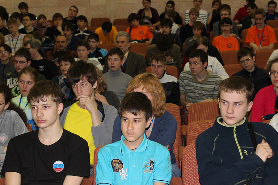 Заключительный этап всероссийской олимпиады школьников по математике в Сарове 2013_424
