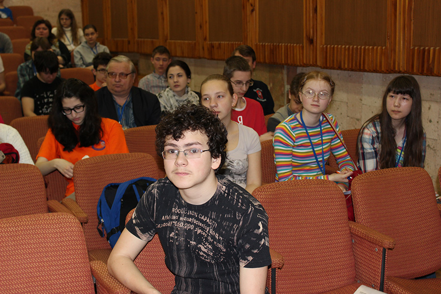 Заключительный этап всероссийской олимпиады школьников по математике в Сарове 2013_462